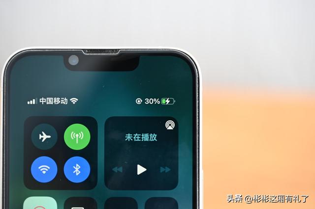 苹果官网充电器，我们一般在苹果官网买哪种充电器（苹果三件套3合1绿联充电器评测分享）