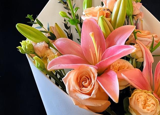 喜欢又不想在一起是什么心理，喜欢但是不想在一起的心理（好像不够爱，却又舍不得分开）