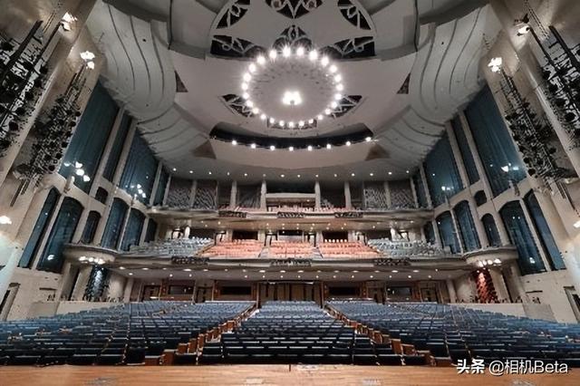 佳能广角镜，佳能广角镜头哪款性价比高（15-30mm）