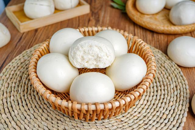 端午吃什么传统美食 端午节必吃的食物有哪些，端午吃什么传统美食（大端午要吃3宝”）