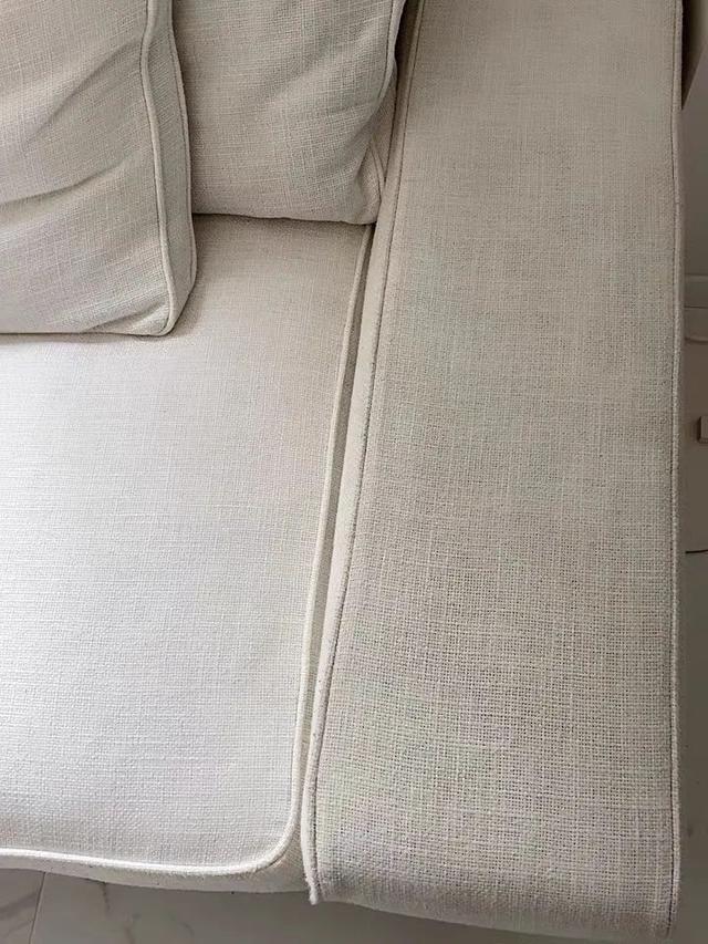 布艺沙发脏了如何清洗，布艺沙发脏了如何清洗妙招（又洗不干净怎么办）