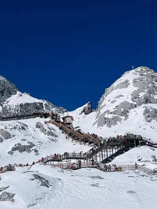 昆明有哪些好玩的旅游景点，云南旅游攻略昆明景点推荐（不去这10个景点相当于白来云南旅游）