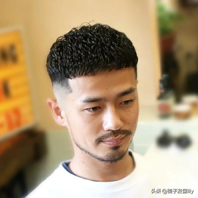 碎发刘海图片男，最新男生短碎发型图片（清爽帅气男士发型18款）