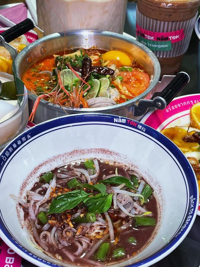 泰国曼谷10大必吃美食，泰国十大美食（新光里最地道的曼谷街头味道）