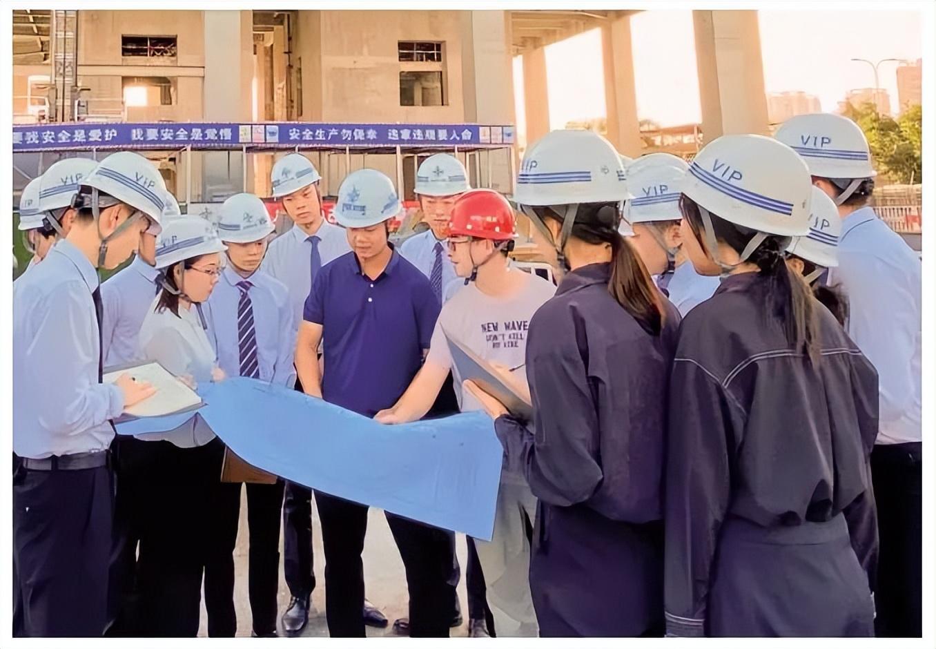 中瑞酒店管理学院（经济与管理系丨超越梦想）