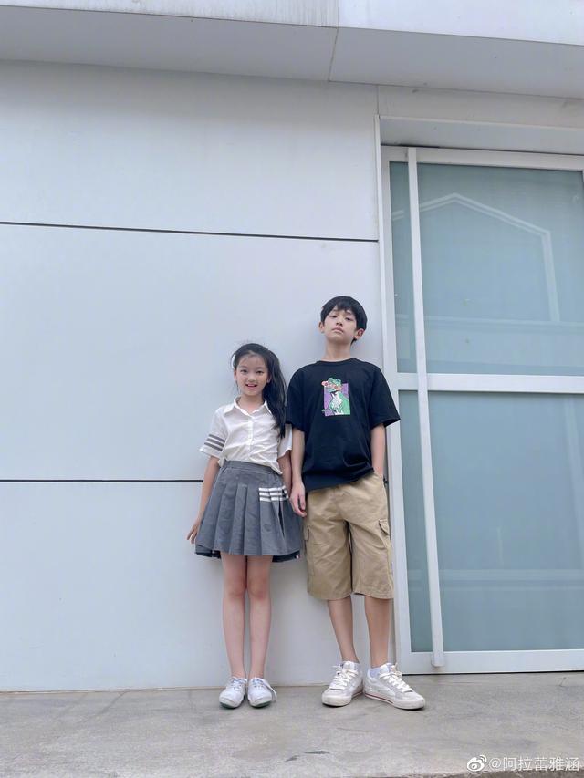 爸爸去哪儿阿拉蕾，爸爸去哪儿第五季董力阿拉蕾回归（还记得《爸爸去哪儿4》里的阿拉蕾吗）