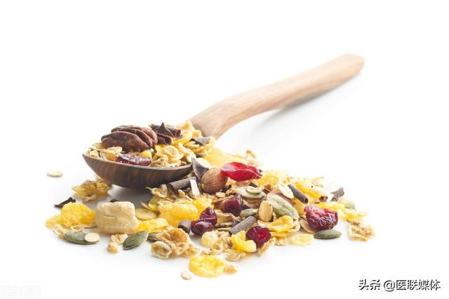 燕麦是什么东西，若经常吃这2种，或对身体有害