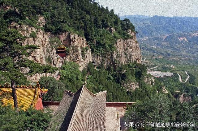 五岳它们分别有多少米，五岳分别是多少米（你知道当中哪座山最高吗）