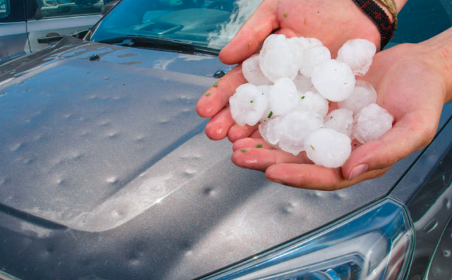 汽车被冰雹砸坏了保险会理赔吗,汽车被冰雹砸了后可以报保险吗(该走