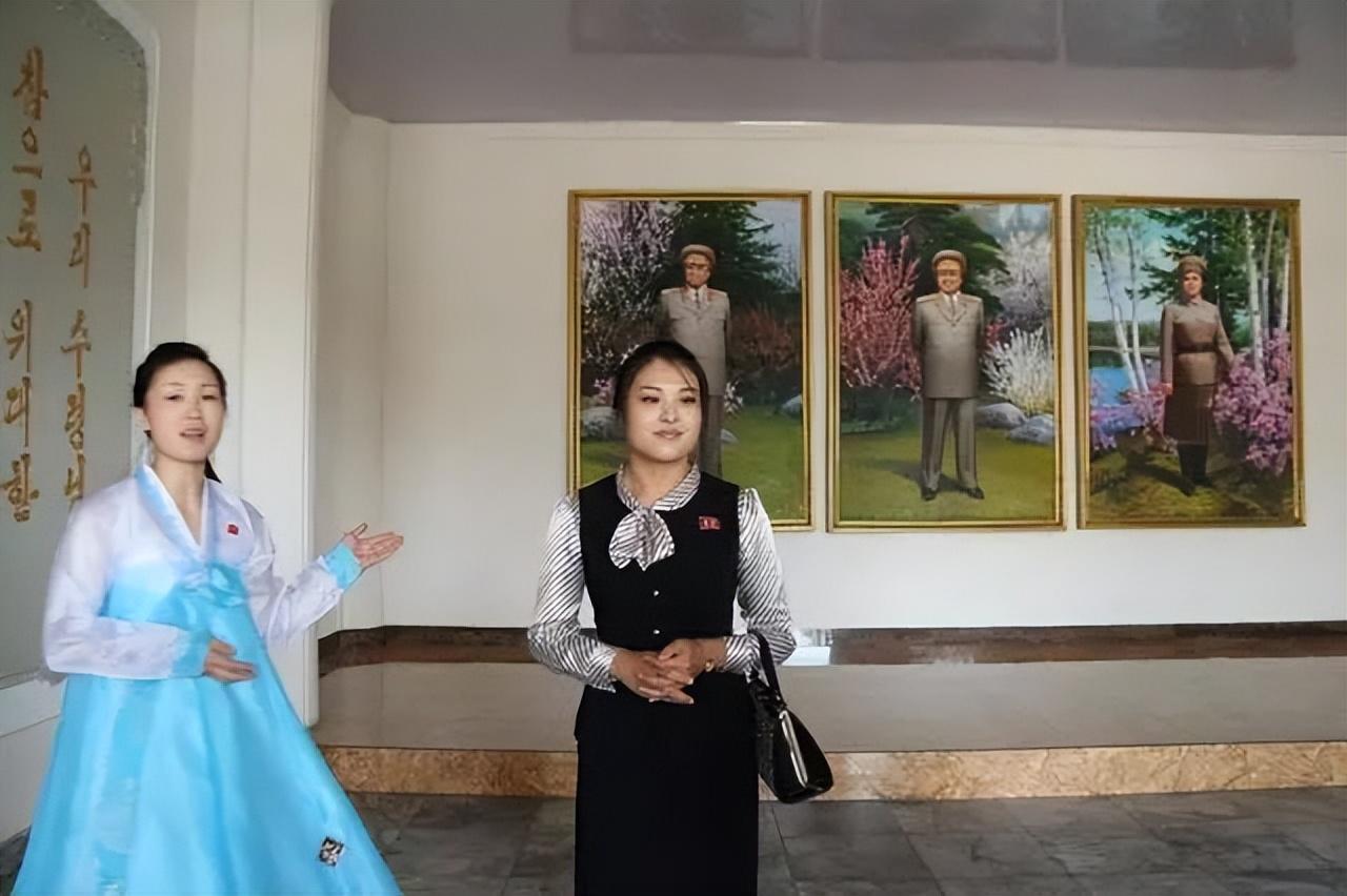 朝鲜最美女导游图片