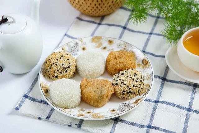 2022年小年，2022年是大年还是小年呢（2022年北方小年怎么过）