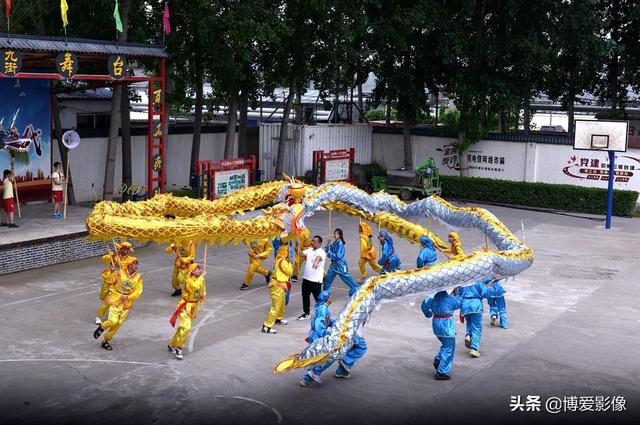 二龙戏珠，九街龙灯《二龙戏珠》（二龙戏珠是什么项目）