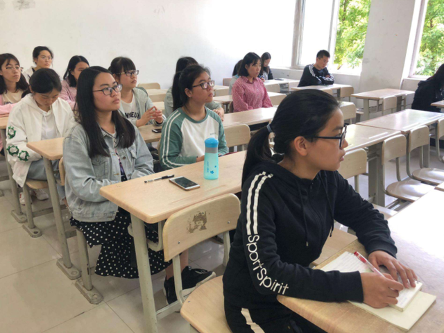 初中有哪些科目，初中毕业自考大专有哪些步骤（初中生哪门学科成绩好）