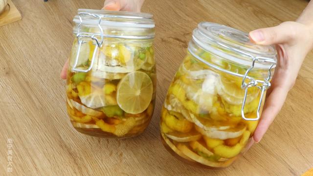 柠檬蜂蜜的做法腌制，柠檬蜂蜜水的做法腌制不放冰箱（外面买15元的蜂蜜柠檬茶）