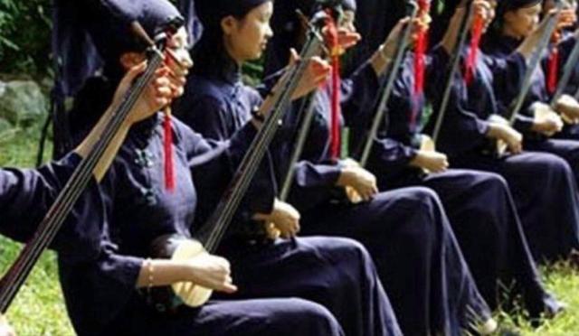 黑蚂蚁泡酒配方，黑蚂蚁泡酒配方文库（广西人的酒桌文化悄然走红）