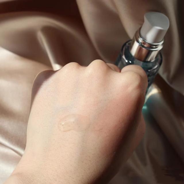 身体乳过期了还能用吗，身体乳过期了几天还能用吗（那么贵的“精华液”）