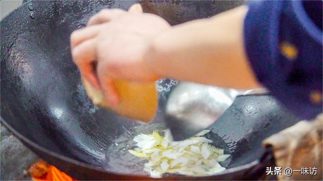 西红柿疙瘩汤懒人做法，开胃爽口疙瘩均匀Q弹