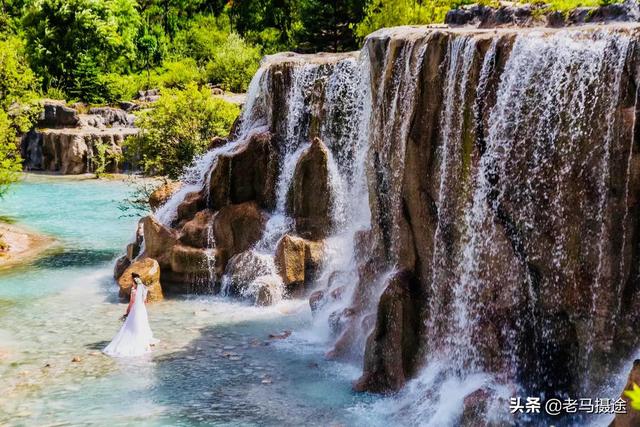 云南旅游景点蓝月谷，云南蓝月山谷（虽没苍山洱海名气大）