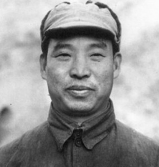 1945年，除了毛朱刘周任五大书记，还有两位候补书记，他们是谁？