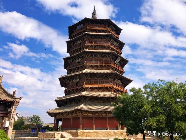 世界上最大的古代土石建筑工程是哪一个，十大中国世界之最（以最古和最高两个第一）
