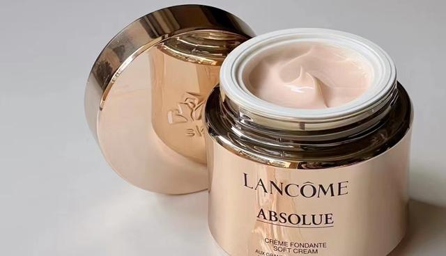 紧致抗皱护肤品排行榜，全球十大抗皱紧致排名（2023年热门“抗老面霜”排行榜）