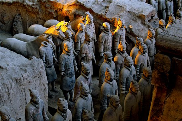 秦始皇陵百科，秦始皇陵早被发现（秦始皇陵概况）