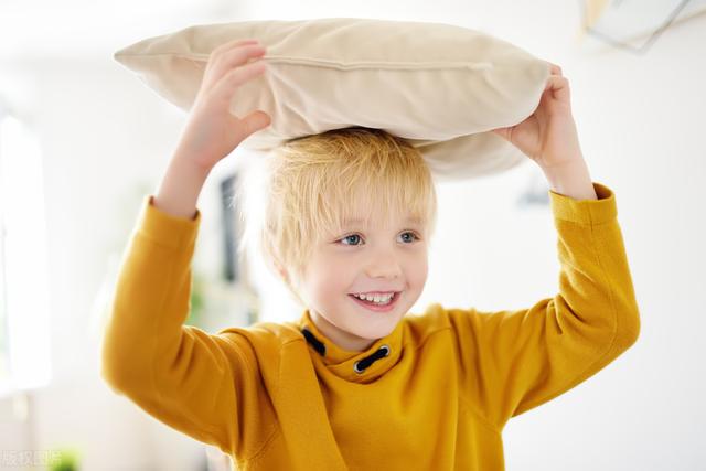 4岁儿童心理和行为特点，4～5岁幼儿心理发展特点（孩子各个年龄阶段打人解析）