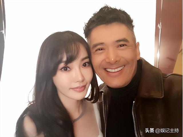导演王晶御用女郎童菲现状，拍3部电影狂捞26亿