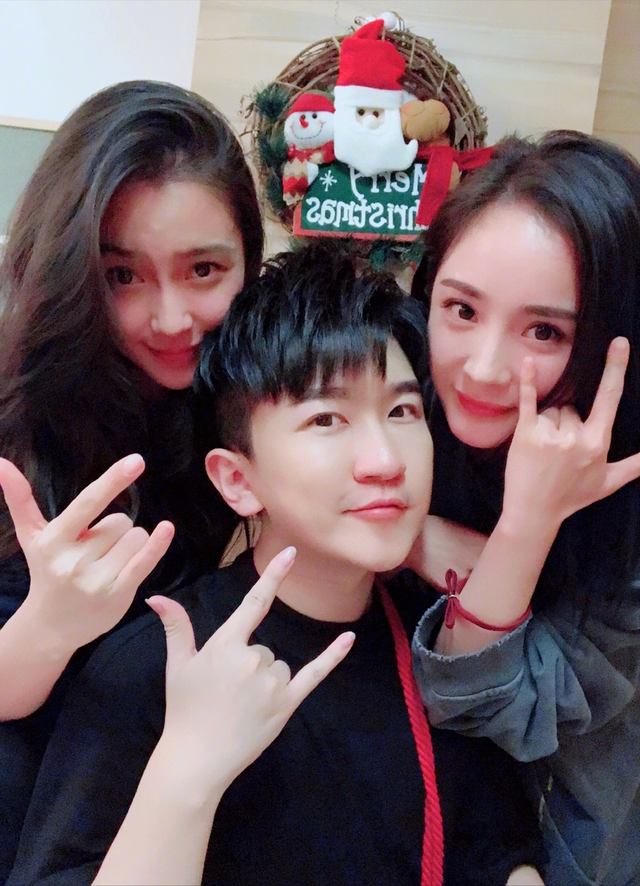 杨幂 绯闻女孩，她跟这些男明星都有过暧昧行为（\