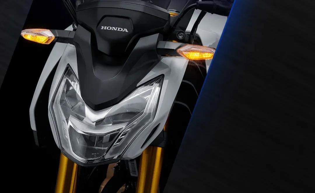 新大洲本田23款cbf190r上市,采用全新配色,其他方面变化不大