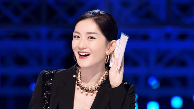 向往的生活第三季第十一期怎么没了，向往的生活第三季中彭昱畅的抓蝴蝶游戏怎么玩（《快本》停播14个月）