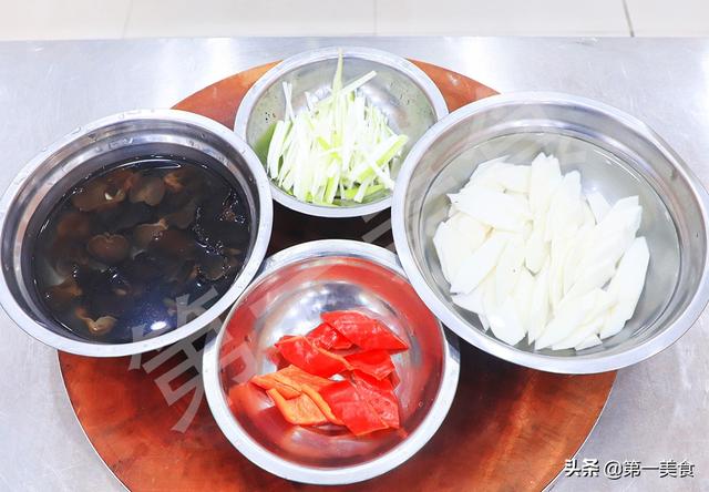 含钾元素的水果和蔬菜有哪些，哪些蔬菜水果富含钾元素（也要吃6种“高钾”食材）