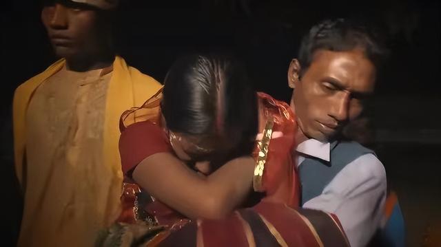 9.8分哭着看完的纪录片，看完这部纪录片我庆幸生在中国