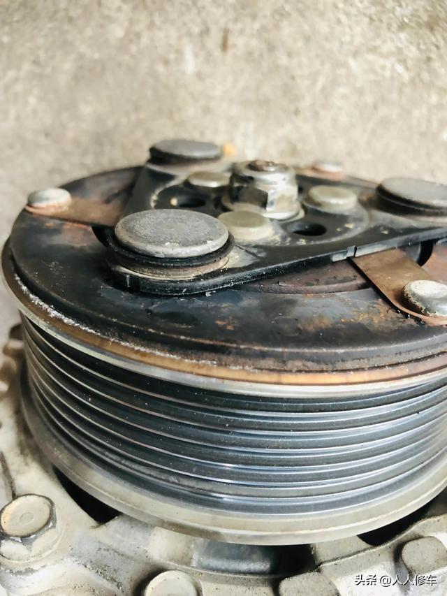 汽车空调压缩机，汽车空调压缩机有哪些类型（为什么汽车变频空调压缩机寿命很短）