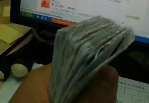 怎样贴发票之类的报销单据，发票怎么贴在报销单上（发票为什么必须用胶水粘）