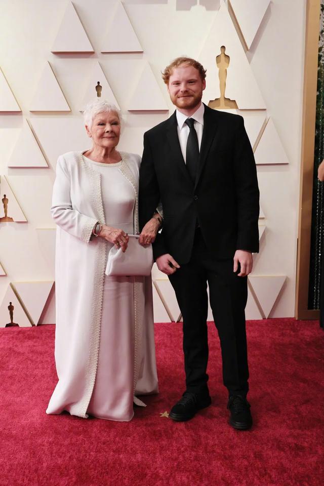 if姐是什么梗，if姐是什么梗[翻白眼]（她的逆袭，从“塌房”开始）