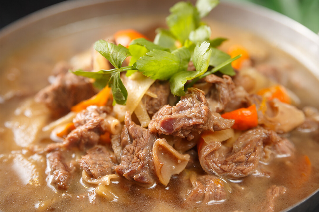 煮牛肉放什么调料比较好吃还香，煮牛肉放什么调料比较好吃还香呢（记住“1放3不放”）