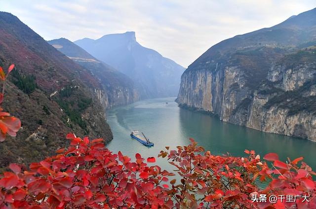 重庆十大冬季旅游景点 重庆旅游必去景点排名，重庆十大冬季旅游景点（去这些地方，邂逅重庆的秋天）