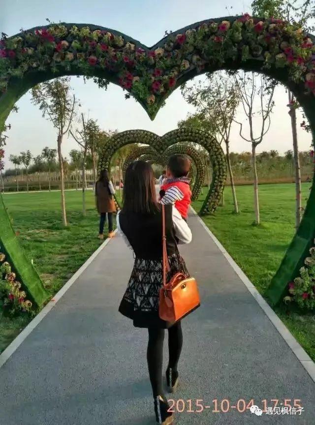 qq空间照片查看，空间照片详细介绍（无意间点进了QQ空间相册）