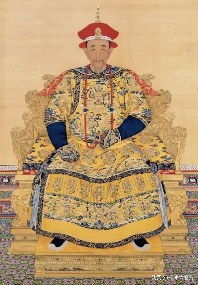 满族人现在说什么语言，清朝官方语言：满语