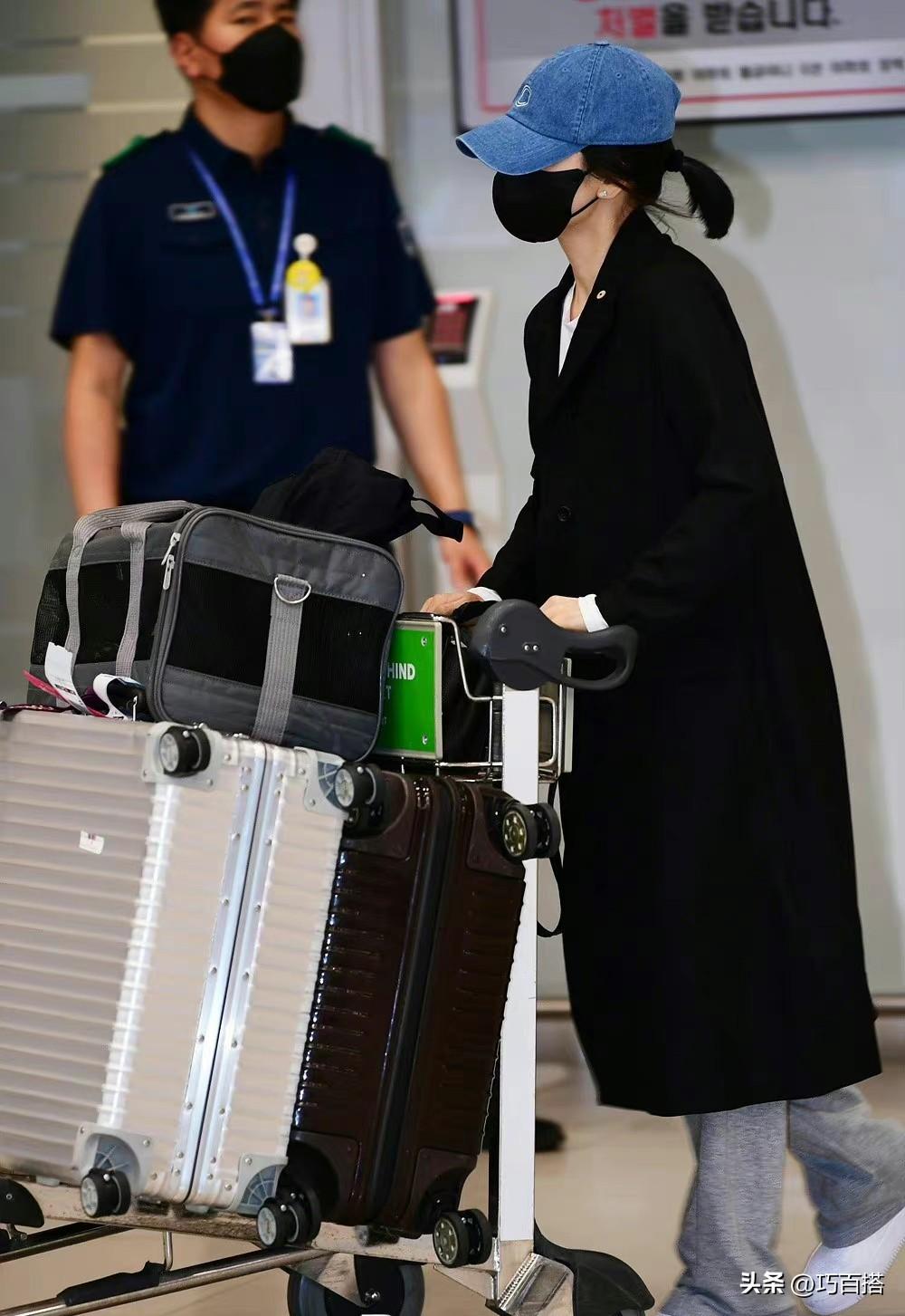 男人成熟的标志，男人成熟的标志是什么（手机镜头下清冷高雅）