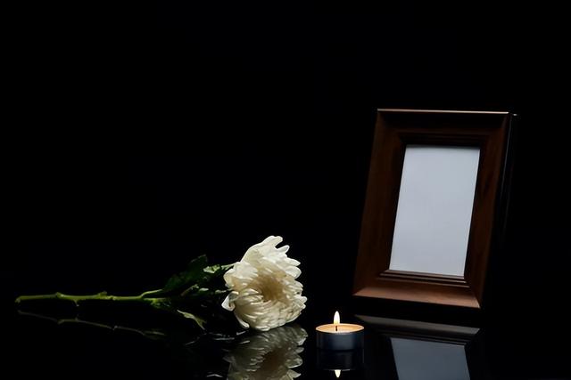 愿亲人在天堂安好唯美句子，失去亲人心里难受怎么办（清明：点一盏心灯）