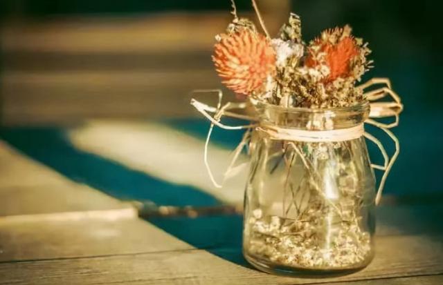 六十大寿祝福语简短精辟，简单六十大寿祝福语（人过六十：穿布衣）