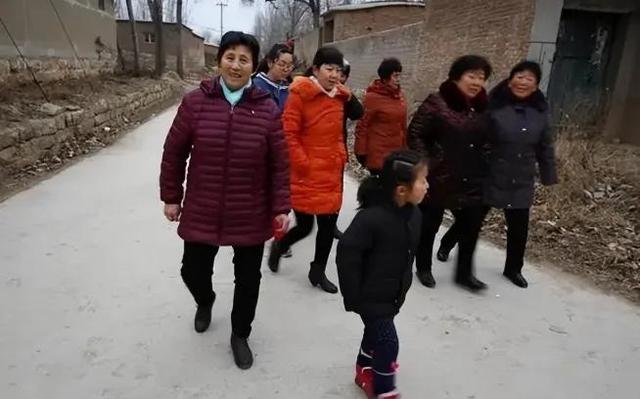 特殊人群是指哪些人，五类特殊人群是指哪些人（5种人不受欢迎反遭人嫌弃）