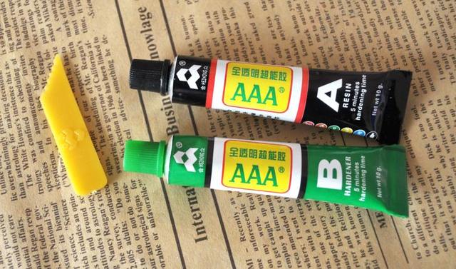 哥俩好ab胶使用说明，哥俩好ab胶使用说明书（哥俩好ab胶使用说明对身体造成伤害）