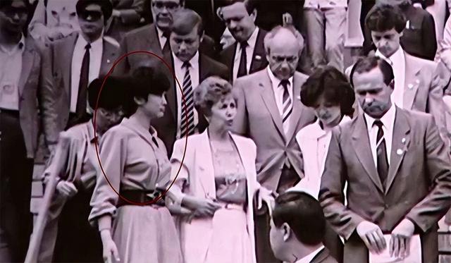 边梅为什么退役，pejing为什么退役（边梅：25岁成北京选美小姐）