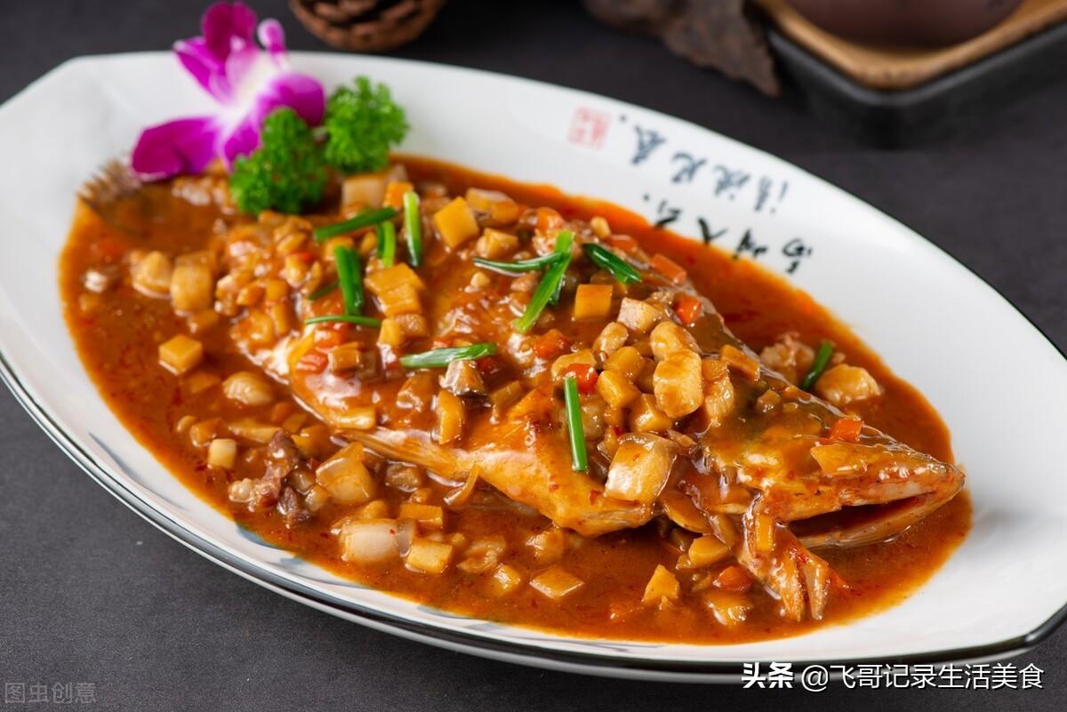 黄山特色美食,中国八大菜系之一徽菜:臭鳜鱼,一品锅,黄山双石