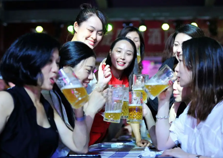 中国十大啤酒排名(中国精酿啤酒前十名)