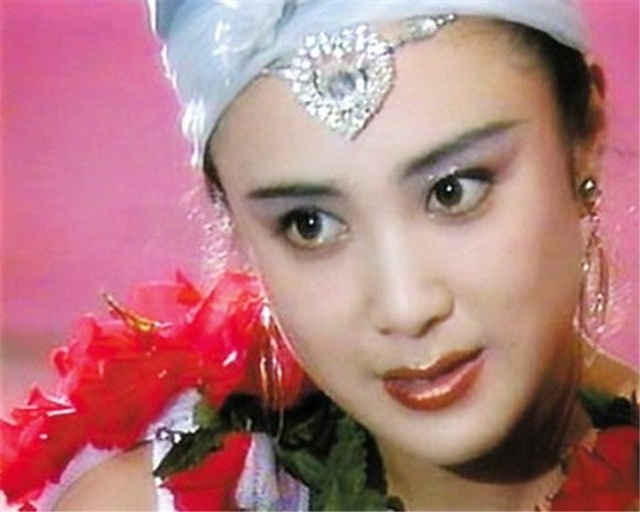 最美妲己傅艺伟为何自甘堕落，从“最美妲己”到“阶下囚”