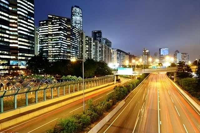 女人梦见吃饺子是什么预兆，女人梦见吃饺子（长大后才懂大姨的心酸）